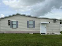 1988 HS Barrington Manufactured Home