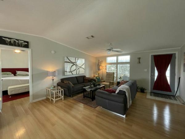 2002 PALH Mobile Home