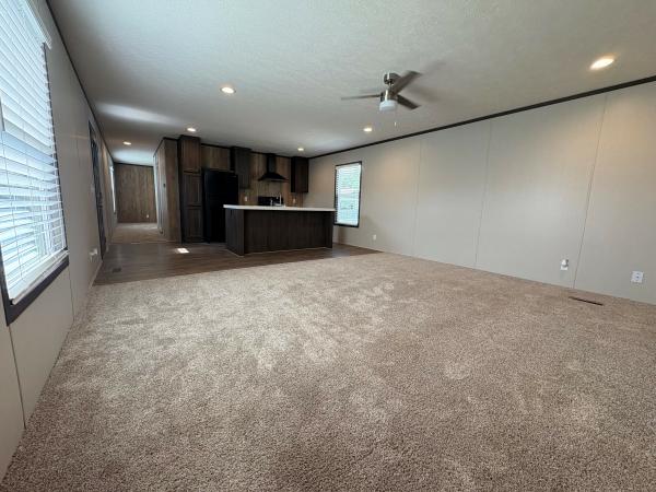 2022 Clayton 35MYO18763AH22 Mobile Home