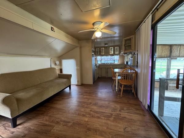 1995 1995  Home