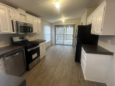 Photo 5 of 13 of home located at 4245 W. Jolly Rd. Lot #081 Lansing, MI 48911
