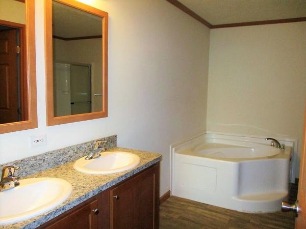 2018 Cavco 430HH28563A Mobile Home