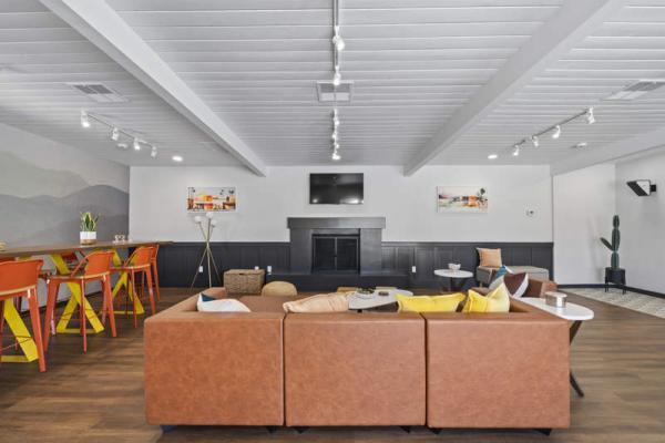 1971 United Manufactured Home