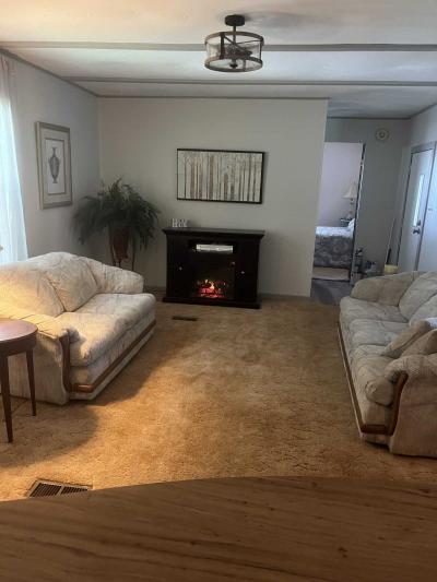 Photo 2 of 8 of home located at 37 Tattle Branch Circle Asheville, NC 28805