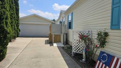 Photo 2 of 44 of home located at 2557 Shakespear Ln Northville, MI 48167