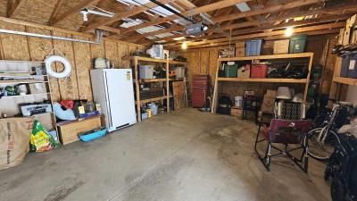 Photo 4 of 44 of home located at 2557 Shakespear Ln Northville, MI 48167