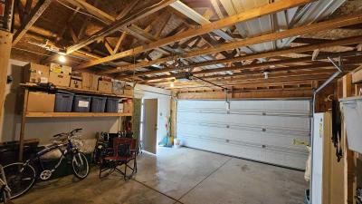 Photo 5 of 44 of home located at 2557 Shakespear Ln Northville, MI 48167