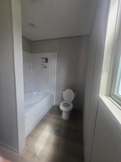 Photo 4 of 10 of home located at 708 Kevin Gallup, NM 87301