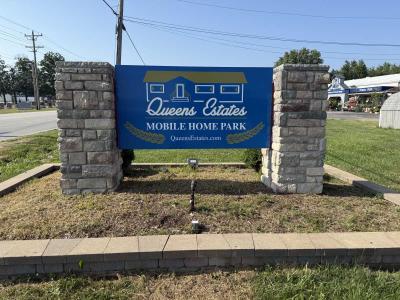 Photo 3 of 16 of home located at 1712 S. Dixie Hwy Unit 273 Crete, IL 60417