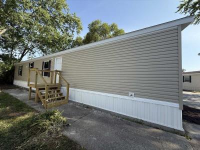 Photo 2 of 16 of home located at 1712 S. Dixie Hwy Unit 273 Crete, IL 60417