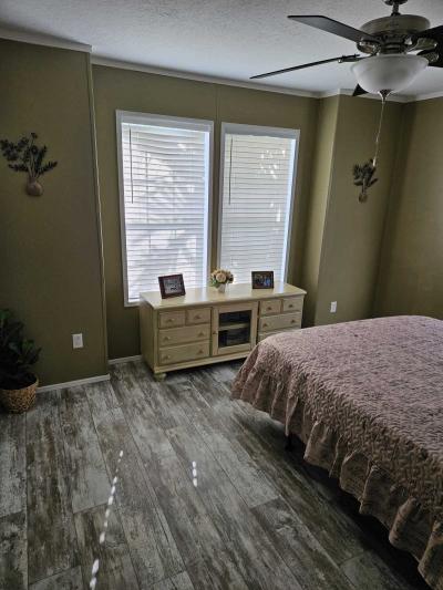 Photo 4 of 8 of home located at 1291 SW 115th Way Davie, FL 33325