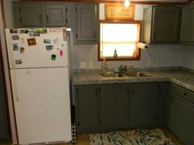 Photo 3 of 35 of home located at 301 Ohio River Dr. Adrian, MI 49221
