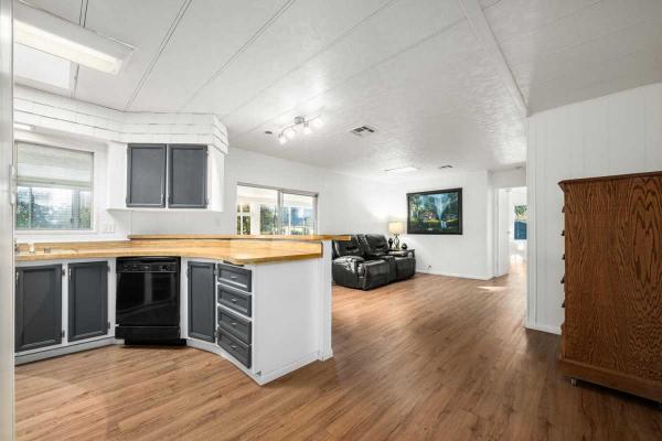 KIT Mobile Home