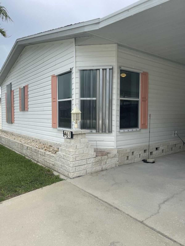 2006  Mobile Home For Sale