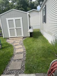 Clayton Homes 7616-8809 Mobile Home