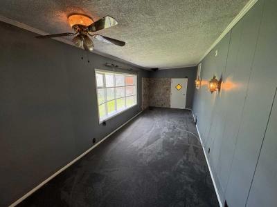 Photo 3 of 14 of home located at 6344 Lamar Ct Slatington, PA 18080