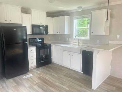 Photo 2 of 6 of home located at 126 Oakleaf Drive Saint Charles, MO 63301