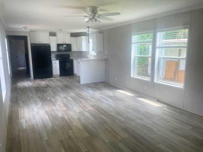 Photo 3 of 6 of home located at 126 Oakleaf Drive Saint Charles, MO 63301