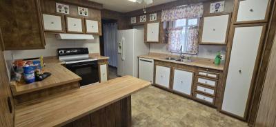 Photo 3 of 16 of home located at 4309 Prince St Bakersfield, CA 93301