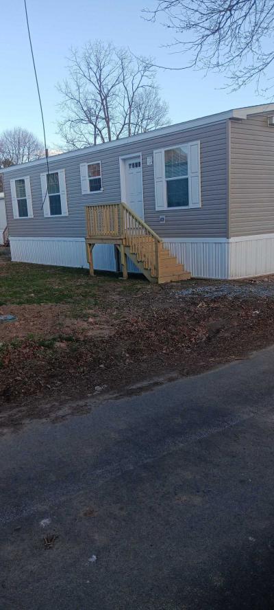 Mobile Home at 766 Pintail Dr Newport, PA 17074