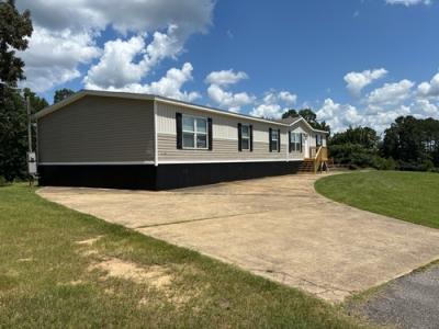 Photo 4 of 25 of home located at 4960 Hollis Goodwin Dora, AL 35062