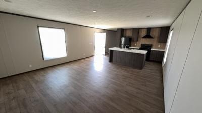 Photo 4 of 22 of home located at 8899 Fusilier Rd Lot 12 Maurice, LA 70555