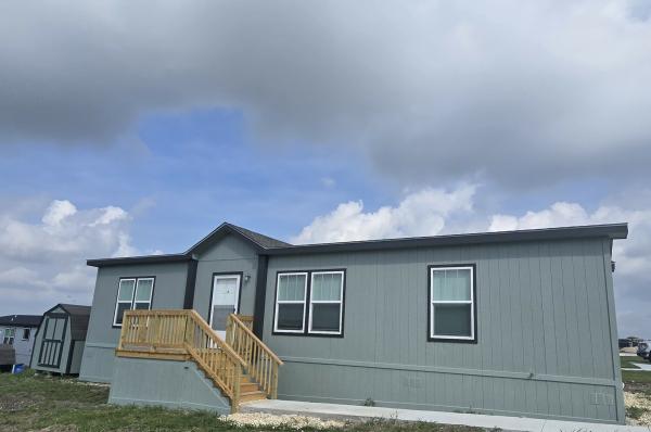 2025 Clayton 32LKS28523CH25 Mobile Home