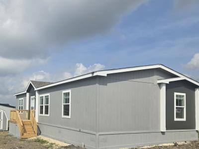 Mobile Home at 621 Mill Run Avenue Kyle, TX 78640