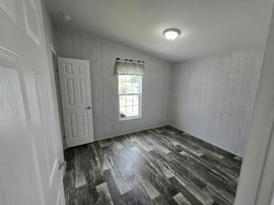 Photo 4 of 11 of home located at 2334 42 Ave N, #31 Saint Petersburg, FL 33714