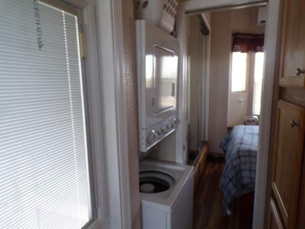 2015 Champion Manufactured Home