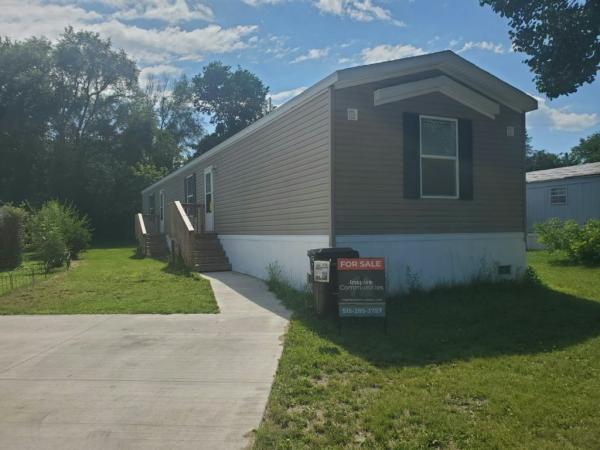 2022 Clayton 7616-723 The Pulse Manufactured Home