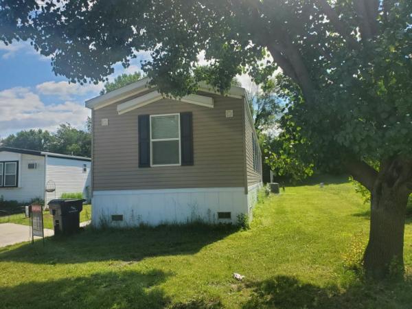 2022 Clayton 7616-723 The Pulse Manufactured Home