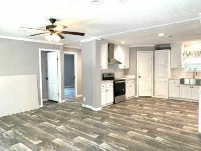 Photo 5 of 19 of home located at 185 Millwood Road Leesburg, FL 34788