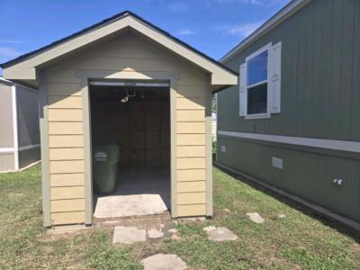 Photo 3 of 27 of home located at 709 North Collins Frwy, #150 #150 Howe, TX 75459