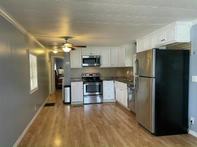 Photo 2 of 20 of home located at 13222 Grape Avenue Grand Island, FL 32735