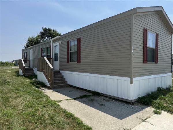 Photo 1 of 2 of home located at 2220 Dunkelburg Rd Lot#826 Fort Wayne, IN 46819