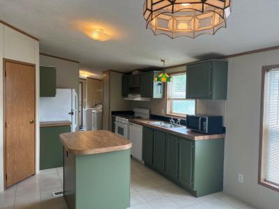Mobile Home at 29329 Hidden River Drive Gibraltar, MI 48173