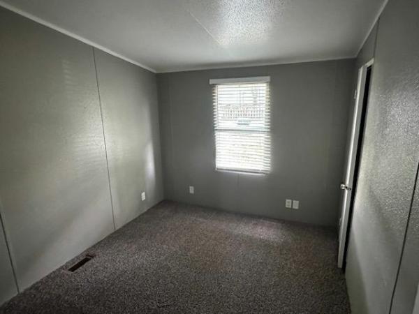 2004 Fleetwood Highland Park Mobile Home