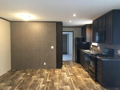 Mobile Home at 1001 Mayflower Road #242 South Bend, IN 46619