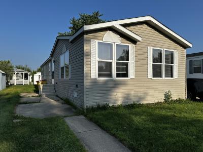 Mobile Home at 46305 Dorchester Macomb, MI 48044