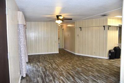 Photo 5 of 45 of home located at 7112 Pan American Est Fwy NE Space 254 Albuquerque, NM 87109