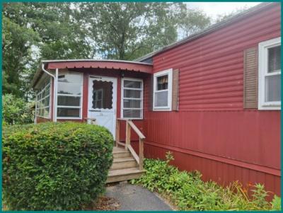 Photo 2 of 15 of home located at 25 Ferndale Drive Halifax, MA 02338