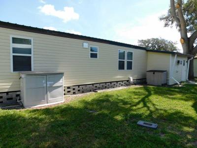 Photo 3 of 22 of home located at 38402 Ramblewood Blvd. Zephyrhills, FL 33541