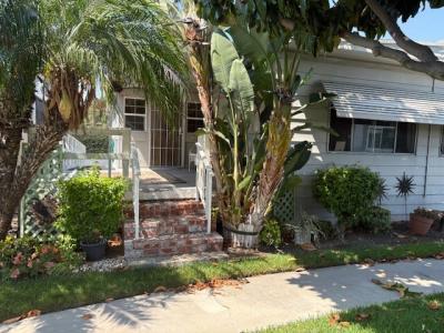 Photo 2 of 18 of home located at 16742 Lake Ridge Way #154 Yorba Linda, CA 92886