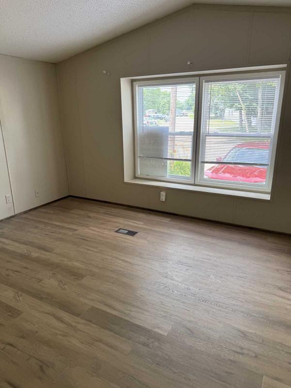 1996 Skyline  Mobile Home For Sale