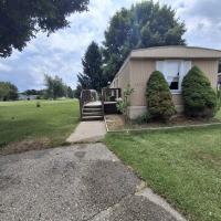 1989 Breezewood Manufactured Home