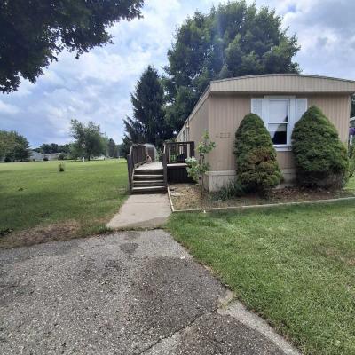 Photo 2 of 8 of home located at 4322 Dogwood Blvd Clarkston, MI 48348