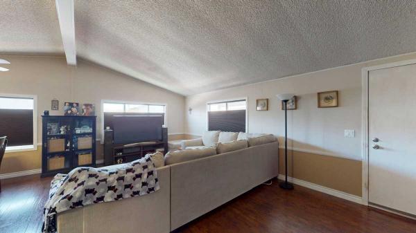 1989 Goldenwest Manufactured Home