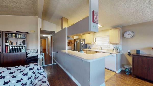 1989 Goldenwest Manufactured Home
