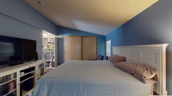 1989 Goldenwest Manufactured Home